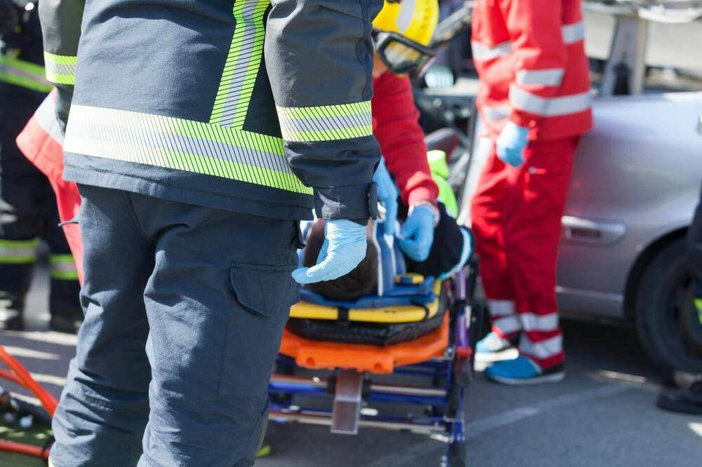 Notfalleinsatz am TV-Set – RTL-Star mit Krankenwagen abtransportiert - Kandidaten erlitten Schock!