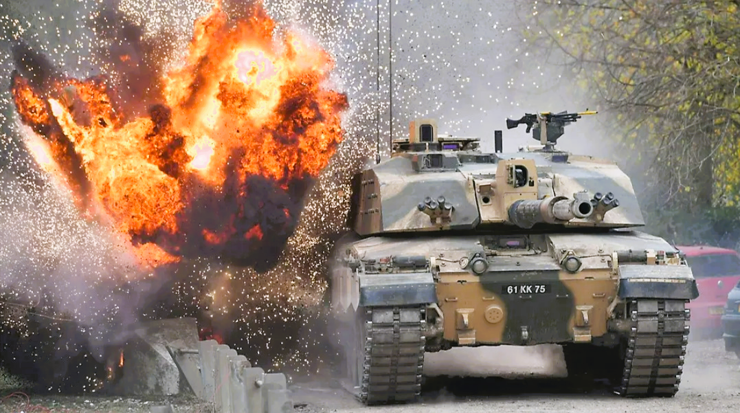 Kampfpanzer für die Ukraine! Briten schicken Challengerpanzer an Selenskyjs Truppen - Putin tobt!