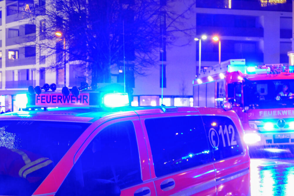 Tragödie in Bayern - 3 Arbeiter ertrinken in einem Gullyschacht! Kollegen wollten helfen und starben auch!