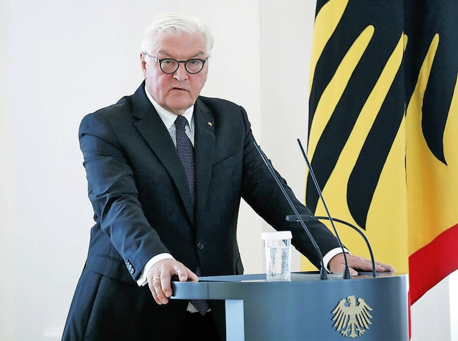 Bundespräsident Steinmeier bestellt Friedrich Merz zum Krisentreffen ein! Deutschland ist in Gefahr
