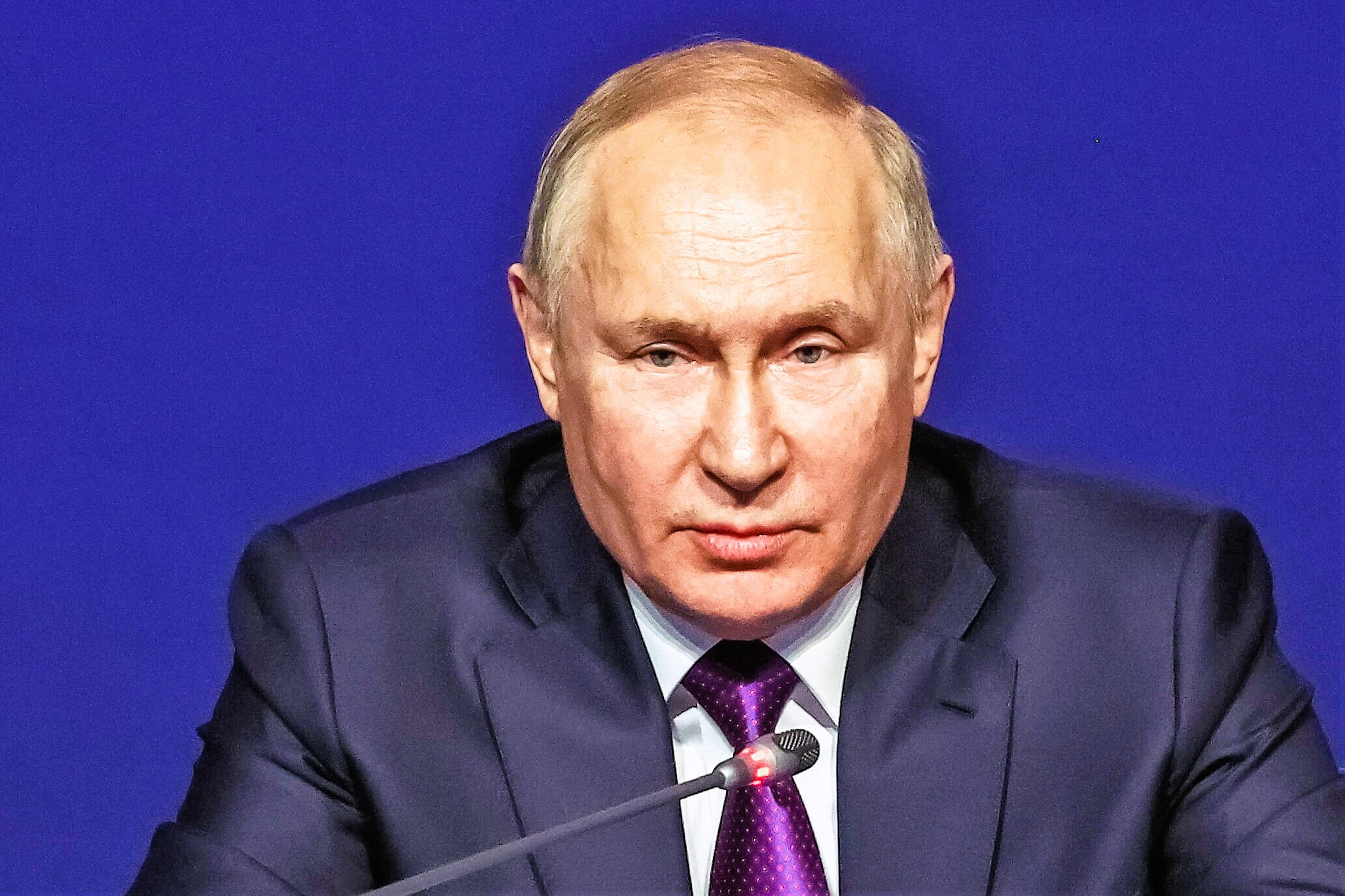 Angriff auf Russland! Putin rast mit Blaulicht in den Kreml und beruft Krisensitzung ein