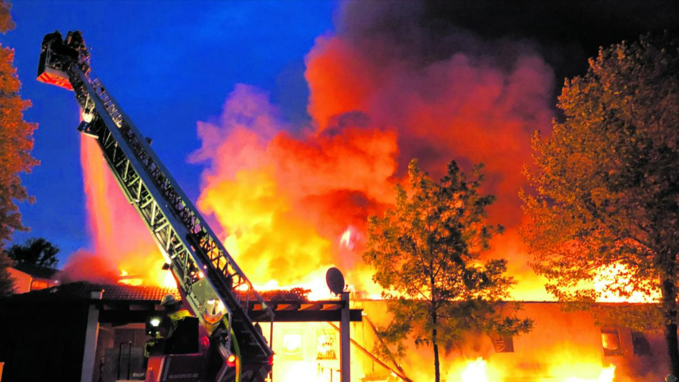 Nach Bundeswehr-Sabotage, jetzt Großfeuer bei Thyssenkrupp! Brand dauert mehr als 24 Stunden an