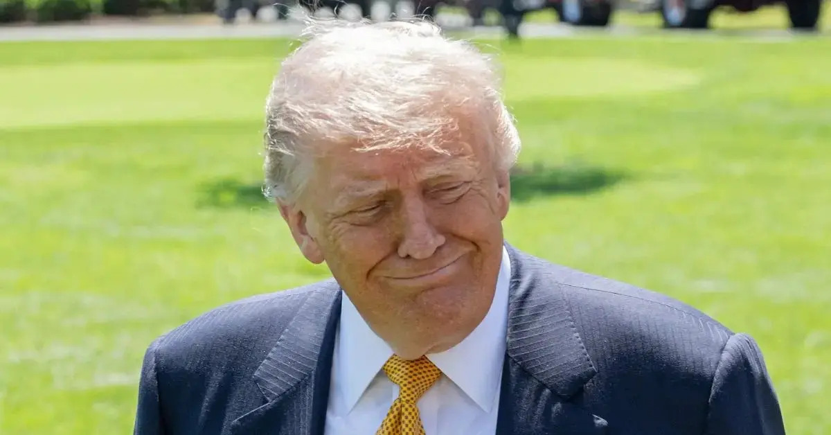 Trump Boasts 'Perfect' Cognitive Score — Top Doc Says It's Not an IQ Test