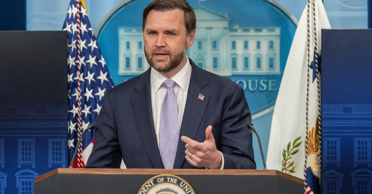 JD Vance Reveals Why Trump Is Worrying About Heaven — And a Tense Moment with Pope Leo XIV