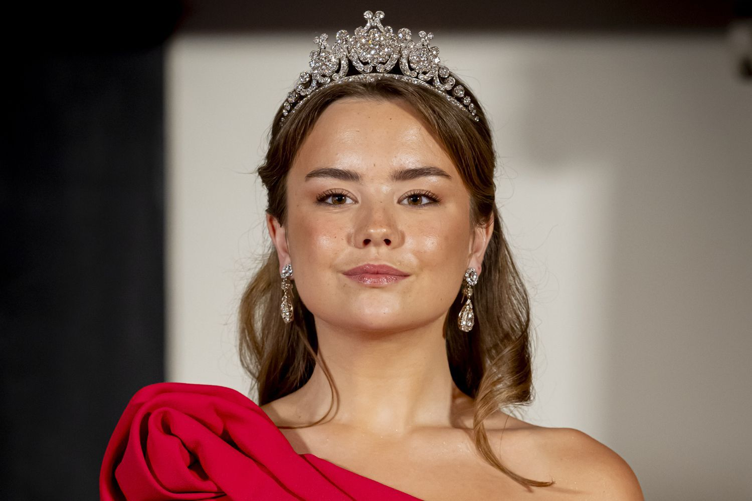 Princess Ariane, 19, Makes Dazzling Tiara Debut at State Banquet — See What She and the Family Wore