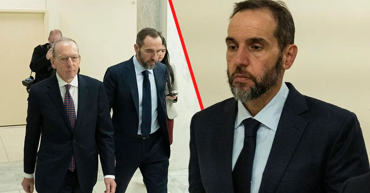 DOJ Records Allege Special Counsel's Team Skipped Safeguards — White House Texts Seen Early