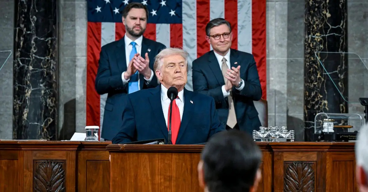 Teleprompter Operator on Unpaid Leave After $100K+ Kalshi Wins — Inside the White House Fallout