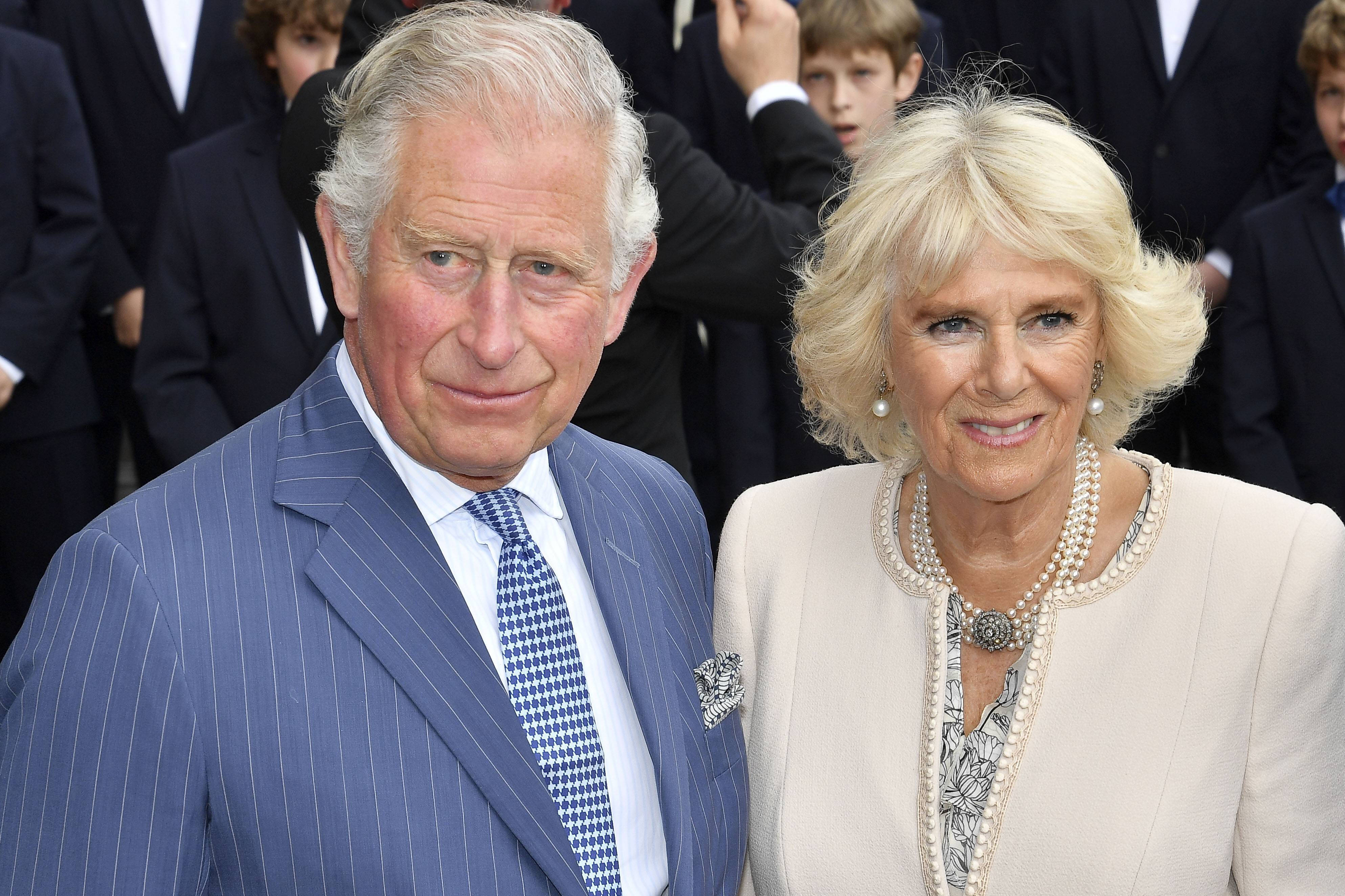 Versöhnung zwischen Charles und Meghan! Friedens-Hammer vor der Krönung 