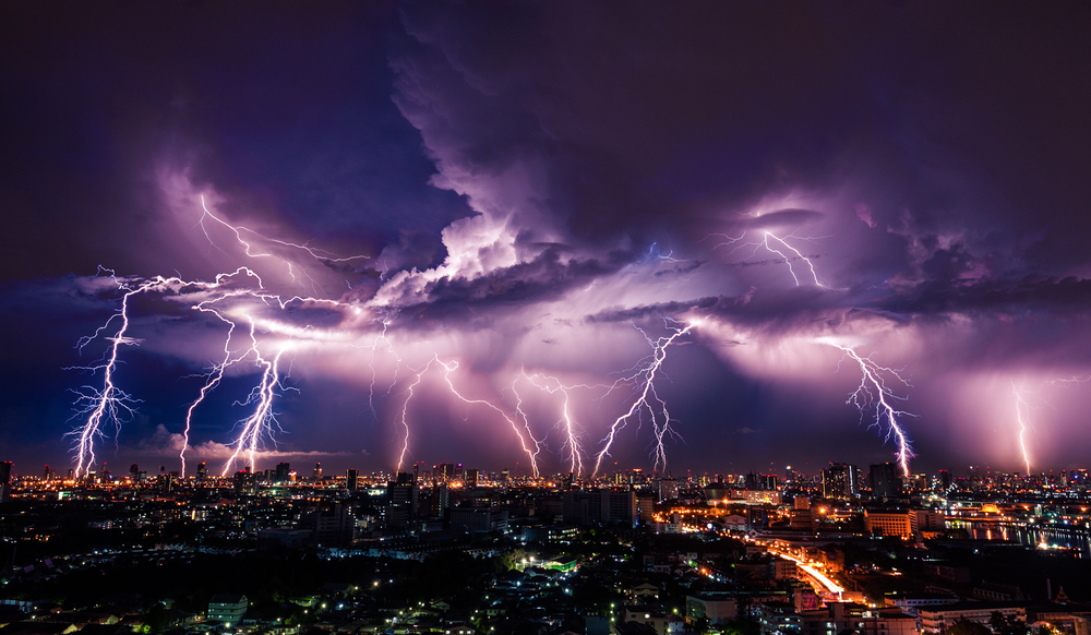 Tief "Soltan" kommt! Schwerer Sturm und Gewitter erwartet! Wetter spielt total verrückt