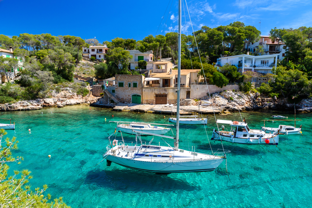 Deutsche treibt tot im Hafen von Mallorca! Sie wurde seit Tagen vermisst - was ist geschehen?