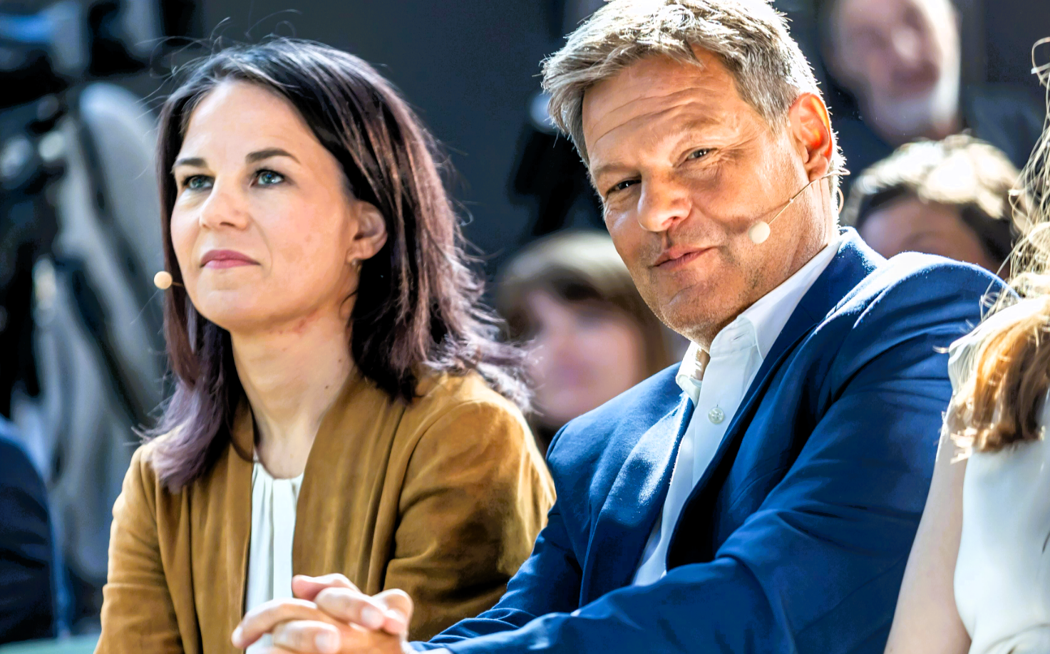 Grünen-Spitze tritt zurück! Habeck geht, Baerbocks Reaktion spricht Bände!